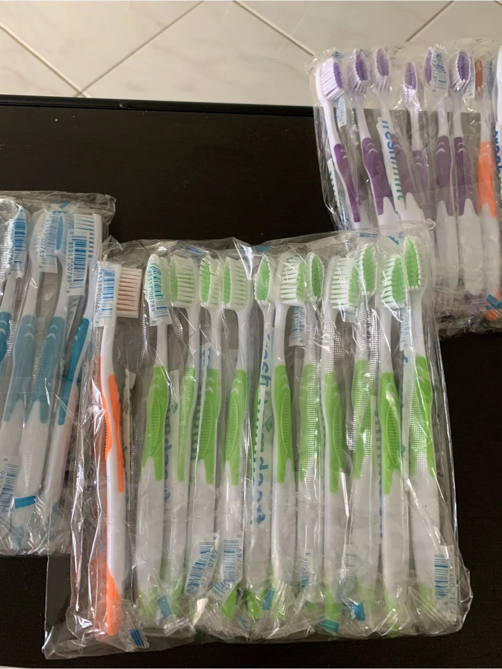 60 individually sealed toothbrushes